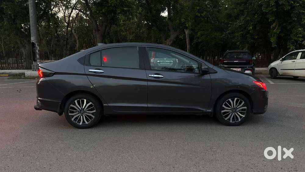 Honda City 1.5 Zx Cvt I-vtec, 2018, Petrol