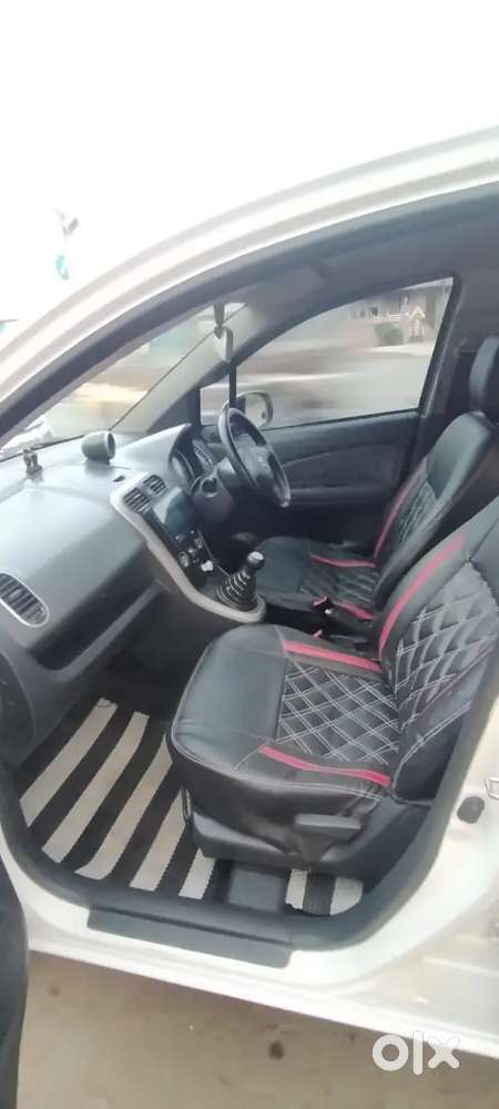 Maruti Suzuki Ritz Vxi 2012