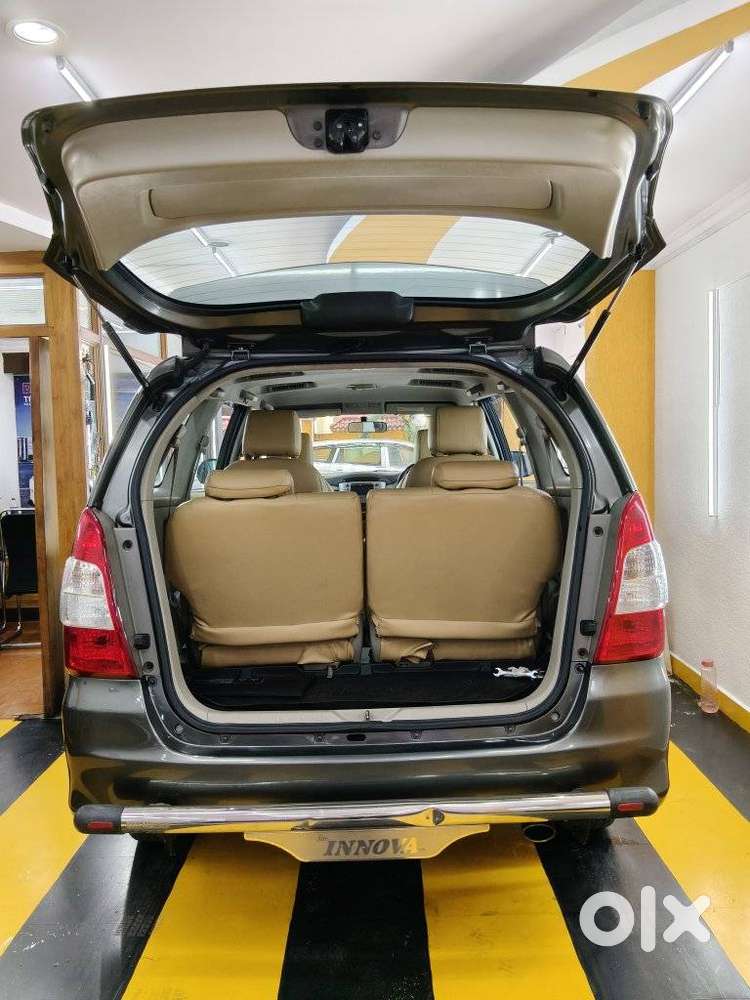 Toyota Innova 2.5 V 7 Str, 2012, Diesel