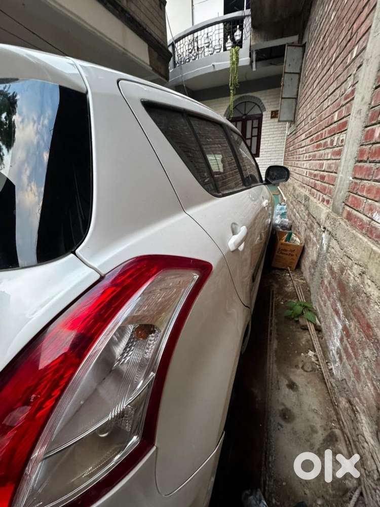Maruti Suzuki Swift 2015 Petrol Well Maintained