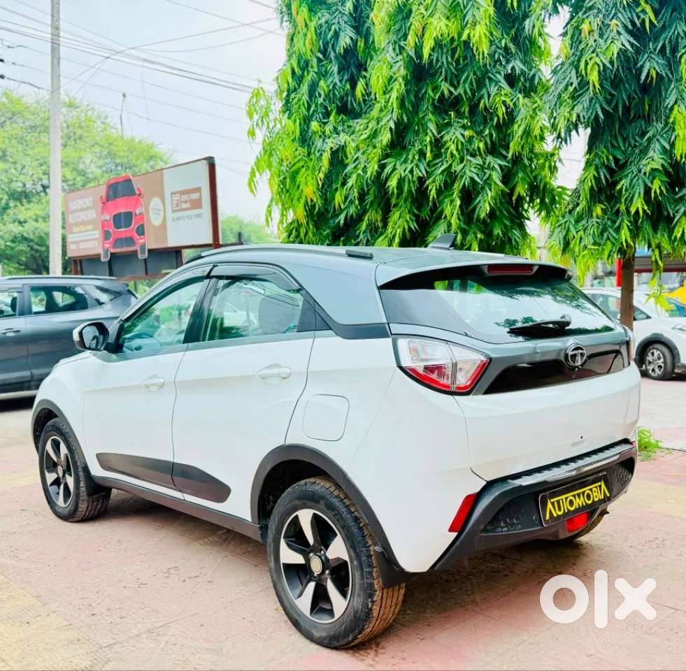 Tata Nexon 1.5 Revotorq Xza Plus Dualtone, 2018, Diesel