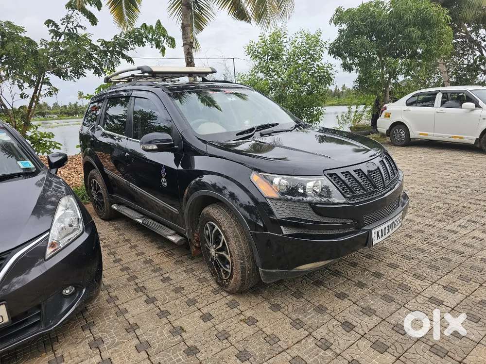 Mahindra XUV500 Diesel 2WD 2015