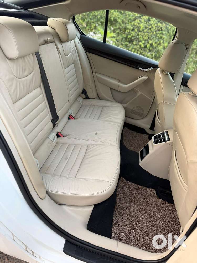 Skoda Octavia Ambition 2.0 Tdi At, 2016, Diesel