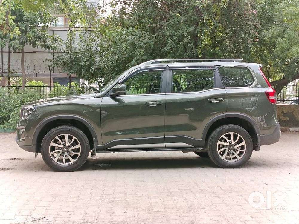 Mahindra Scorpio-n 2.0 Z8 Petrol At 7 Str, 2022, Petrol