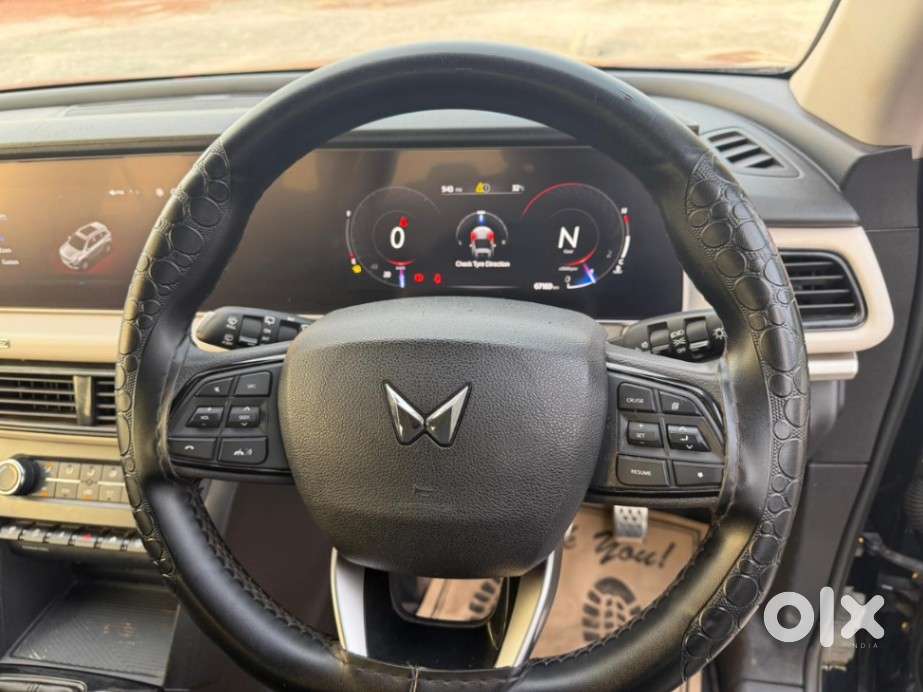 Mahindra Xuv700 2.2 Ax 5 Diesel Mt 7 Str, 2024, Diesel