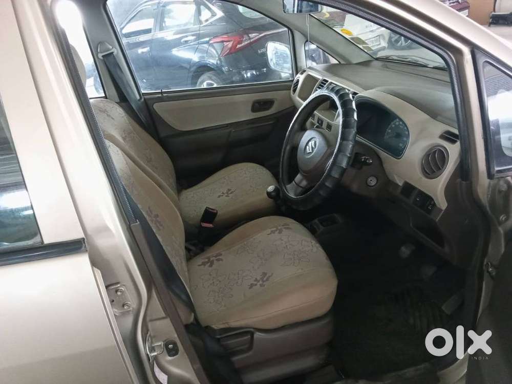 Maruti Suzuki Zen Estilo Lxi Bs Iv, 2011, Petrol