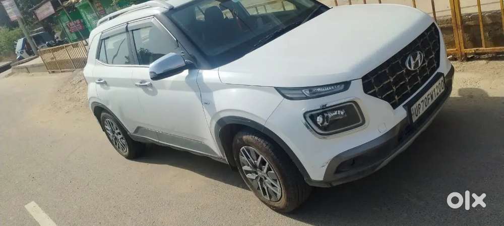 Hyundai Venue 2019 Petrol 80000 Km Driven