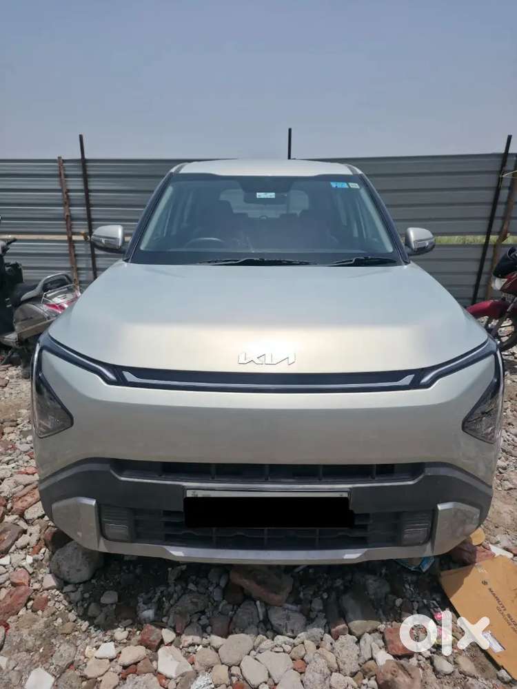 Kia Carens Clavis 2025 Petrol 4417 Km Driven