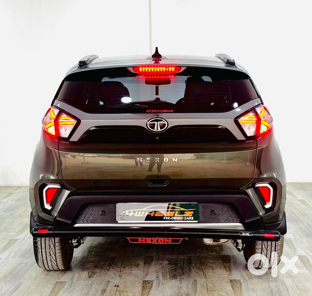 Tata Nexon 1.2 Revotron Xza Plus (l) Dual Tone, 2023, Petrol