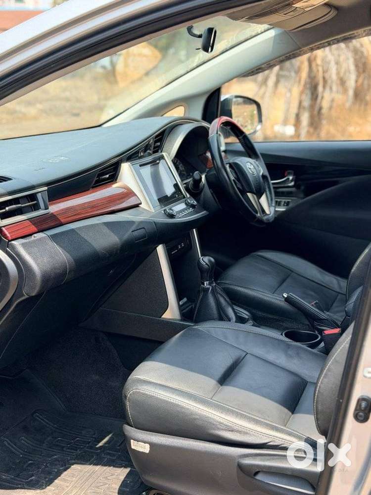 Toyota Innova Crysta 2.4 Z 7 Str, 2016, Diesel