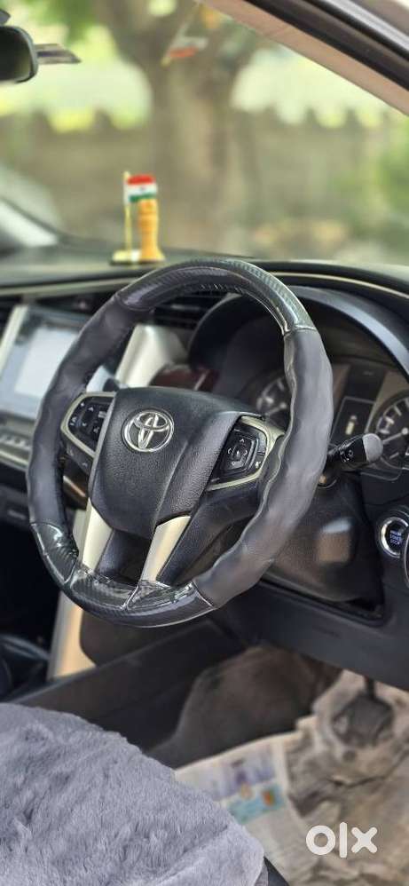 Toyota Innova Crysta 2.4 V 8 Str, 2017, Diesel