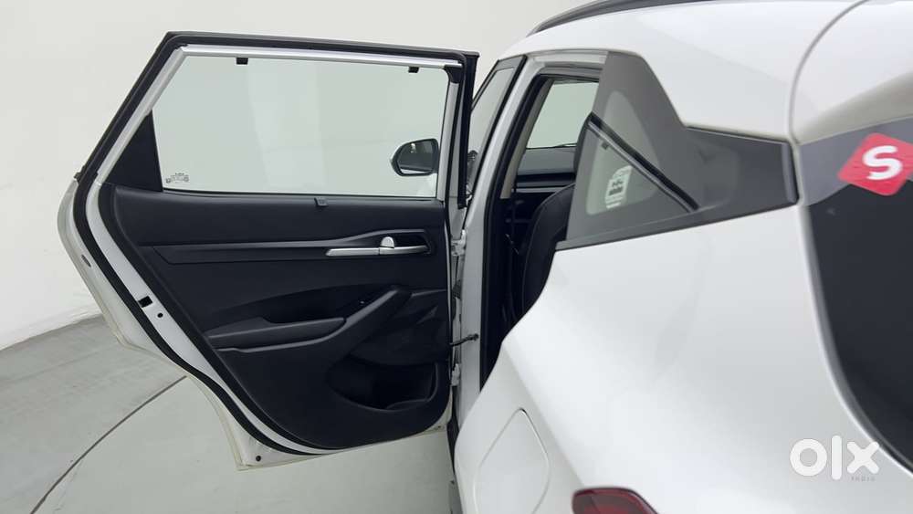 Kia Seltos 1.5 Htk+, 2022, Petrol
