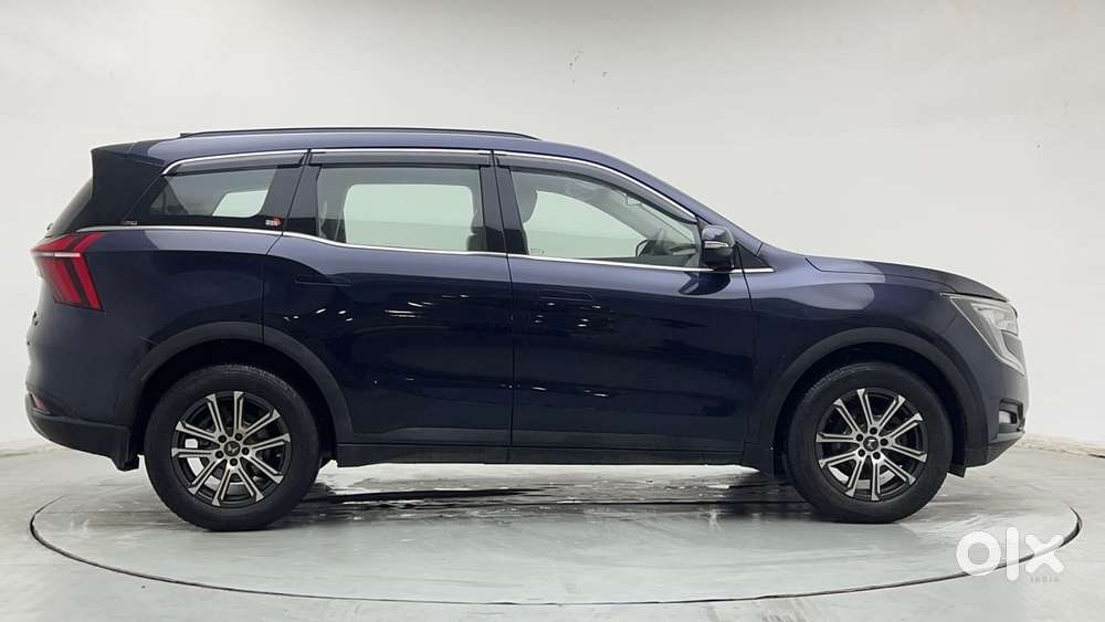 Mahindra Xuv700 2.0 Ax 7 Petrol At Str, 2022, Petrol
