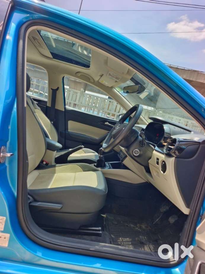 Skoda Slavia 1.0 Tsi Style, 2023, Petrol