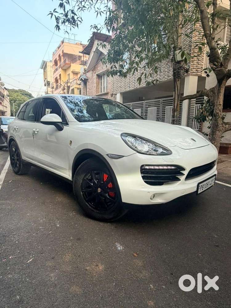 Porsche Cayenne 2013 Diesel 74000 Km Driven