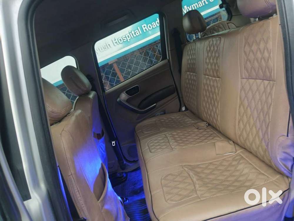 Mahindra Tuv 300 T10, 2019, Diesel