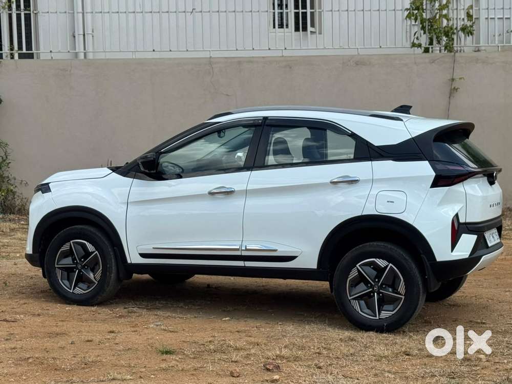 Tata Nexon Creative Plus 1.2 Petrol 6mt Dark Edition, 2023, Petrol