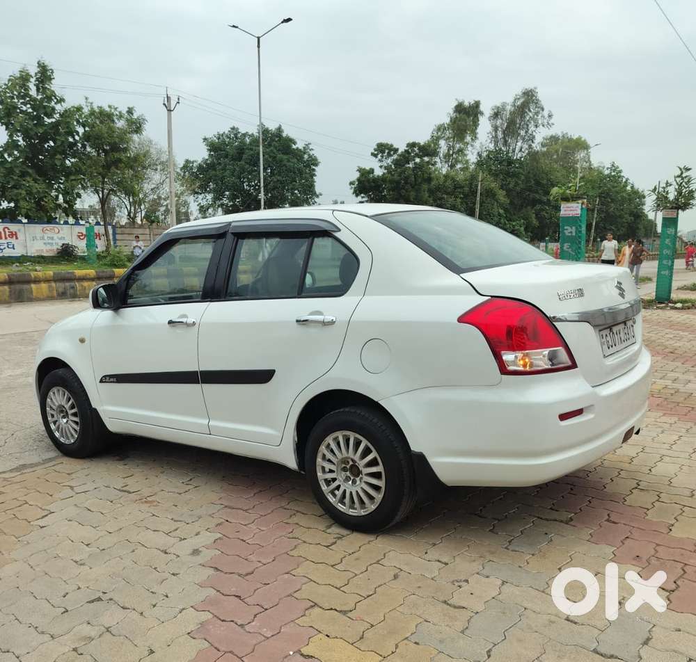 Maruti Suzuki Swift Dzire 1.2 Vxi Bsiv, 2011, Cng & Hybrids