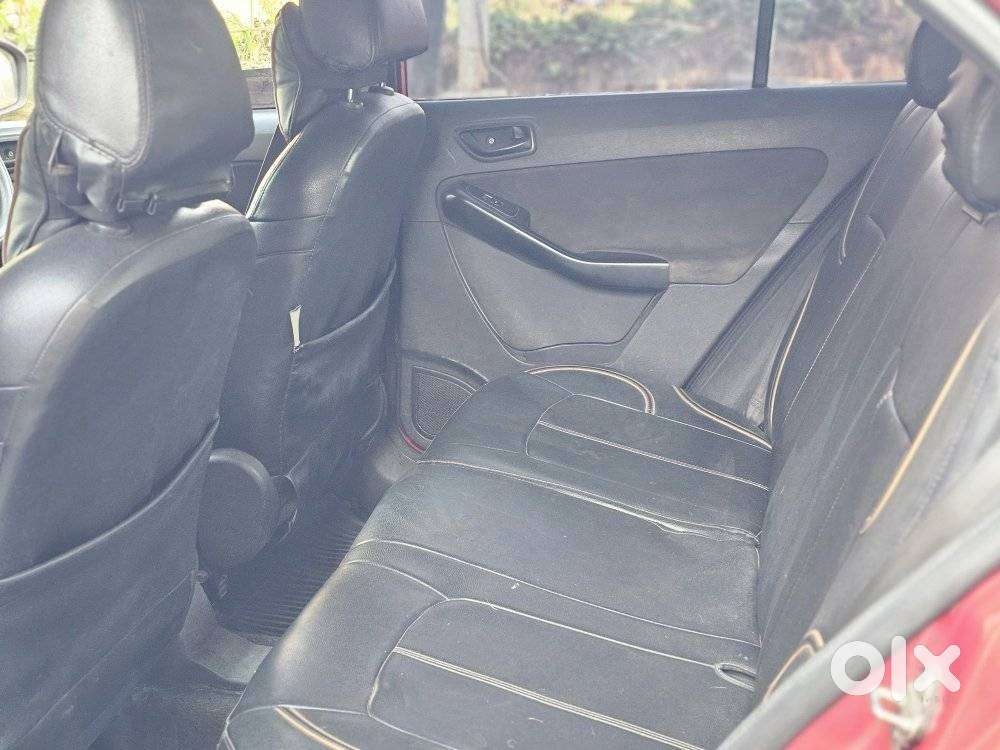 Tata Bolt Revotron Xms, 2015, Petrol