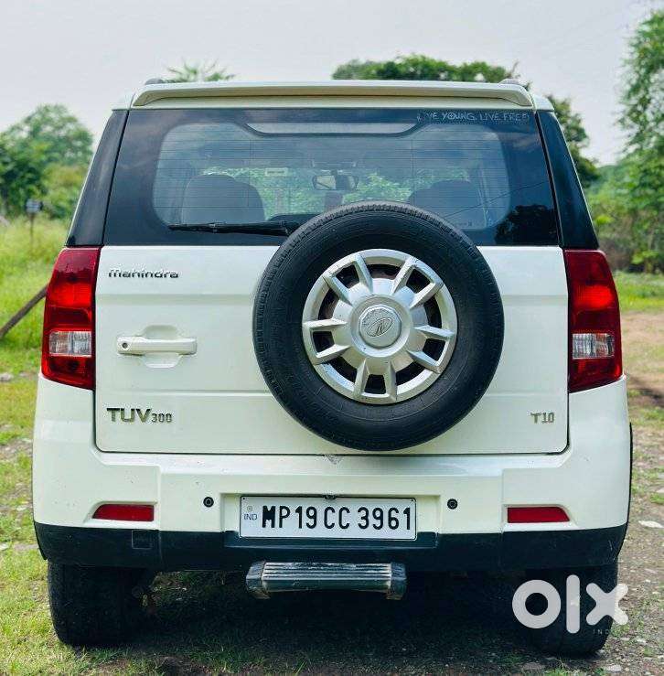 Mahindra Tuv 300 T10, 2020, Diesel