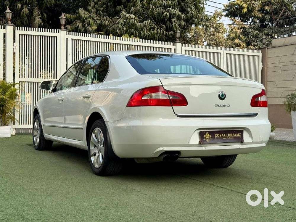Skoda Superb 1.8 Elegance Tsi At, 2011, Petrol