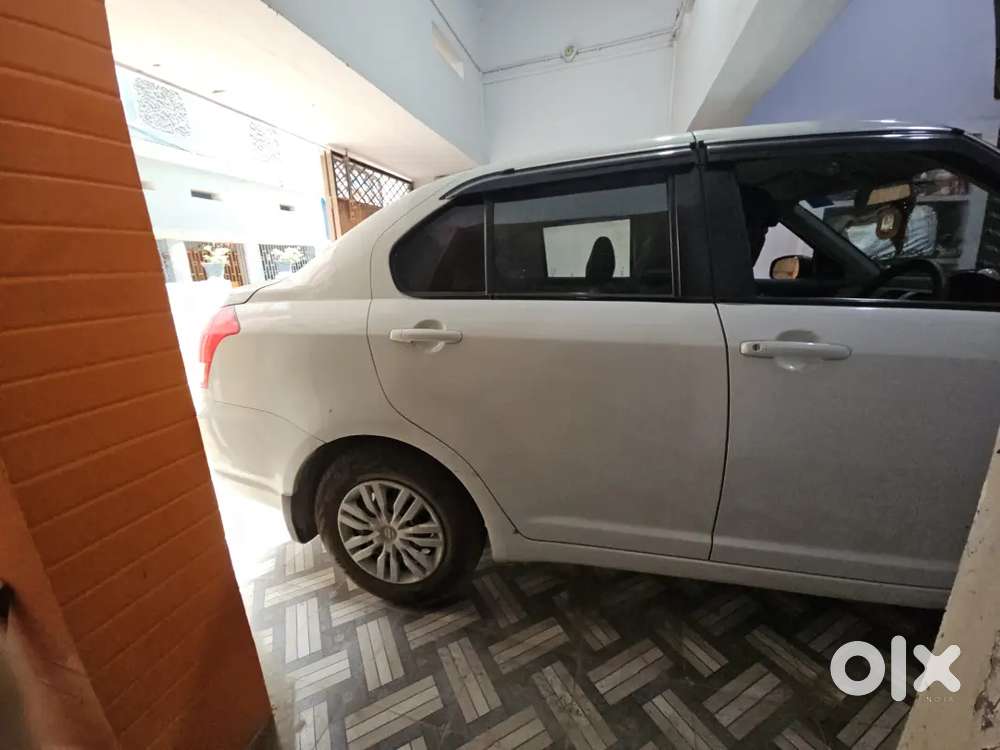 Maruti Suzuki Swift Dzire 2011 Petrol 32000 Km Driven