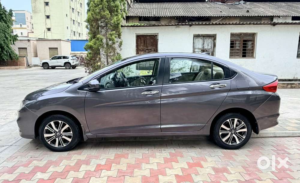 Honda City I-vtec V, 2017, Petrol
