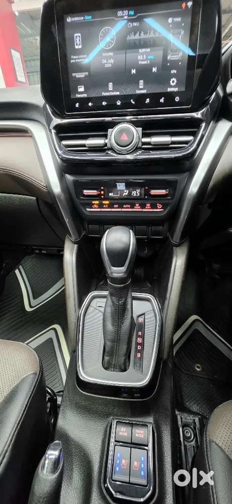Toyota Urban Cruiser 2022 Hybrid V At
