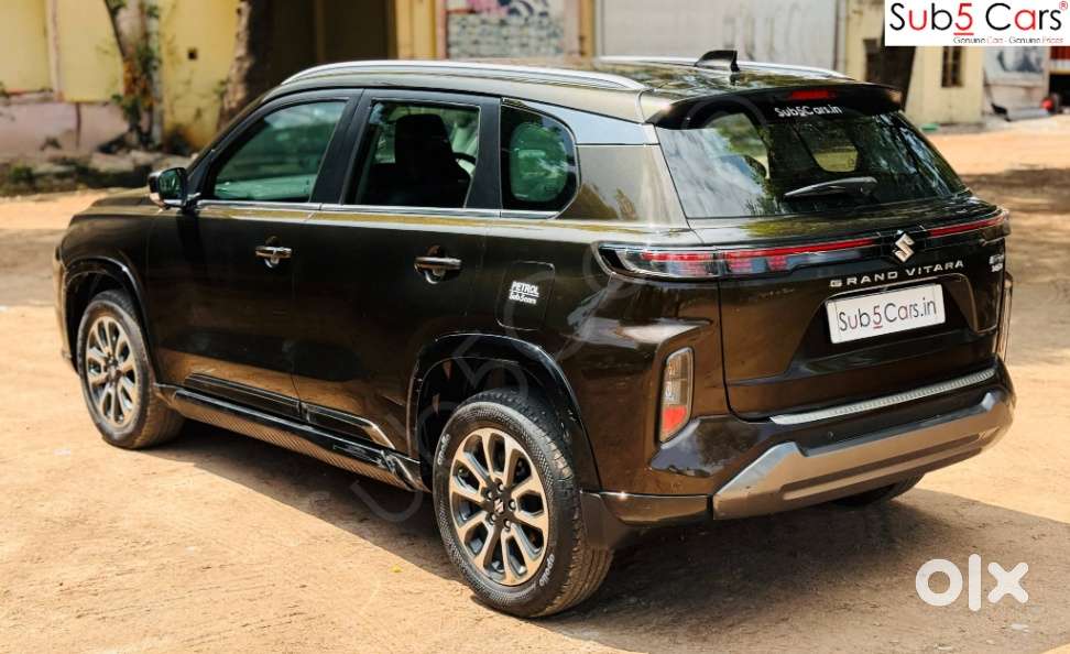 Maruti Suzuki Grand Vitara 1.5 Alpha Plus Intelligent Hybrid Ecvt, 2..