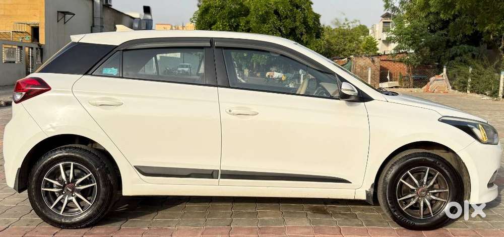 Hyundai Elite I20 Sportz (o) 1.2 Mt, 2018, Petrol