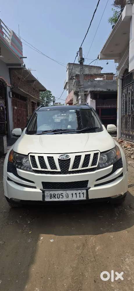 Mahindra Xuv500 2016 Diesel 83000 Km Driven