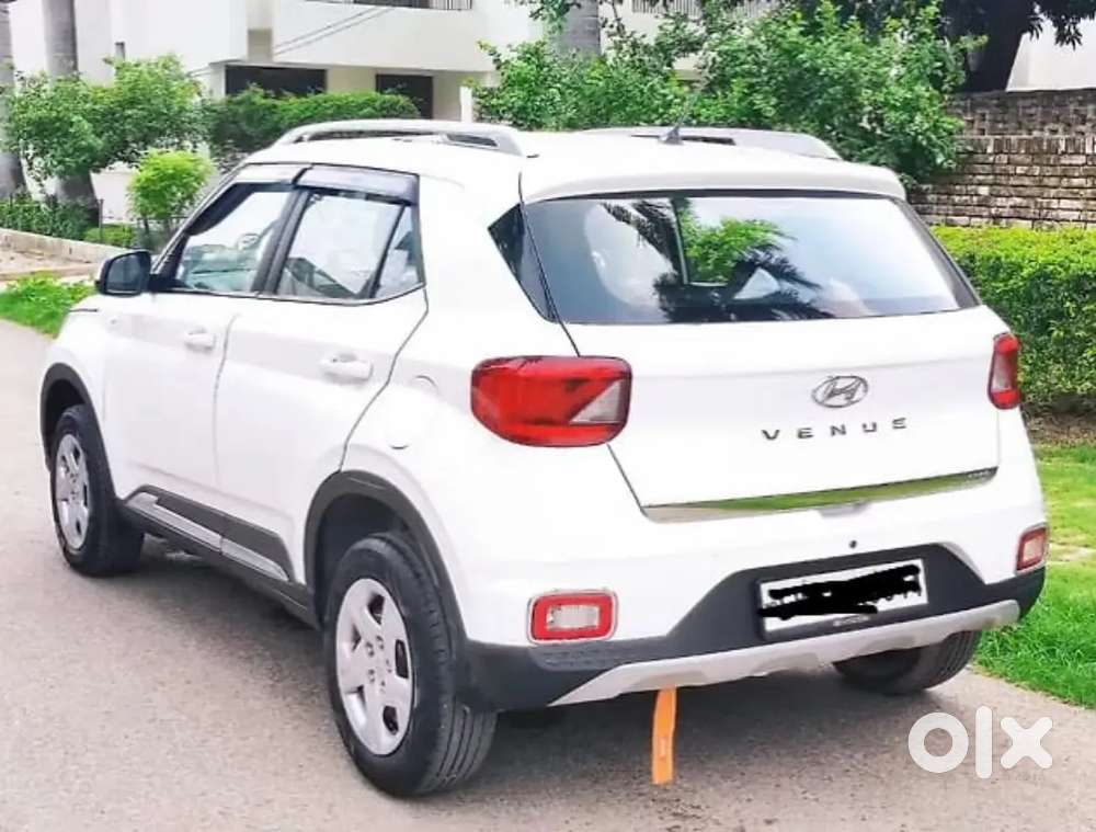 Hyundai Venue 2021 Petrol Good Condition