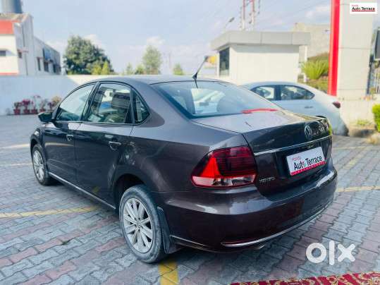 Volkswagen Vento 1.6 Highline, 2015, Petrol