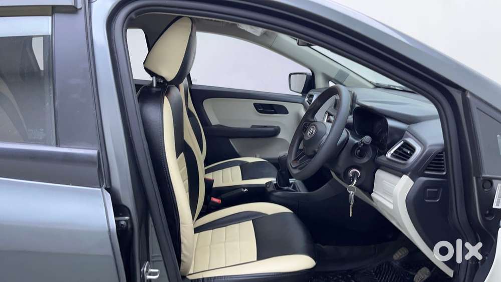 Tata Altroz 1.2 Xm Plus, 2022, Petrol