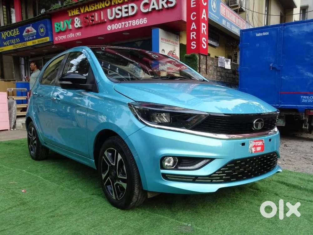 Tata Tiago 1.05 Revotorq Xz Plus Dualtone, 2025, Petrol
