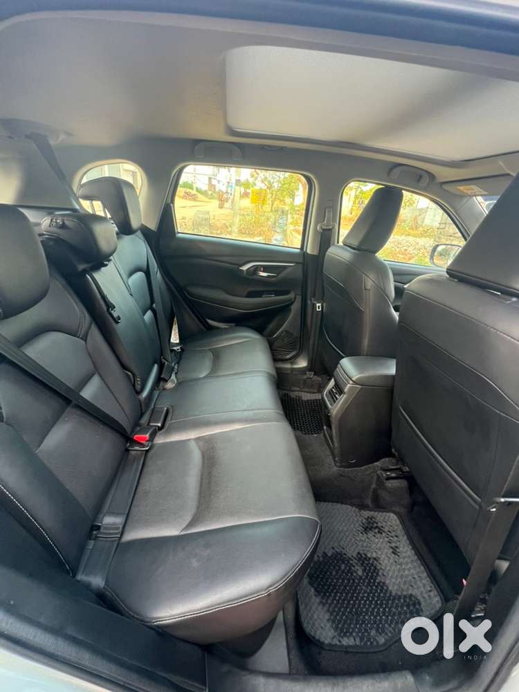 Toyota Urban Cruiser 2023 Petrol 18000 Km Driven