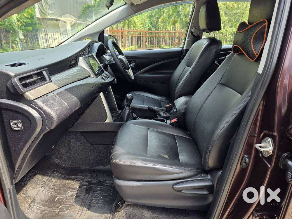 Toyota Innova Crysta 2.4 Gx Mt 8s, 2017, Diesel