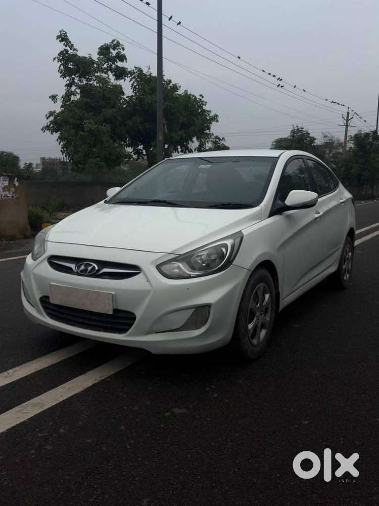Hyundai Verna Ex 1.5 Petrol Mt, 2013, Petrol
