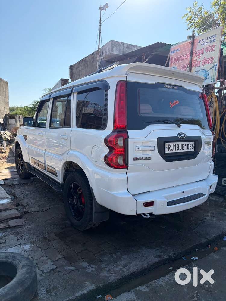 Mahindra Scorpio Diesel 2016