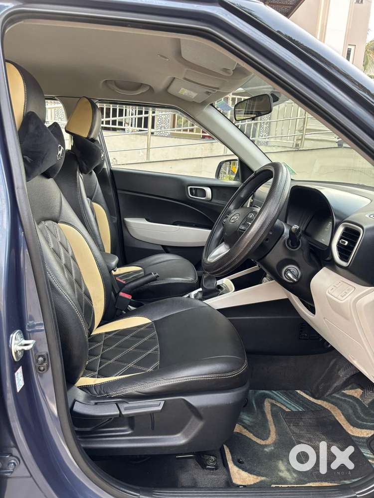 Hyundai Venue S, 2023, Petrol