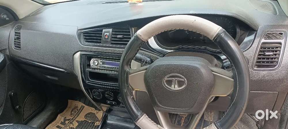 Tata Bolt 1.3 Xe Quadrajet 2016