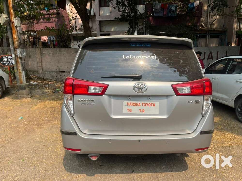 Toyota Innova Crysta 2017 Diesel 190000 Km Driven