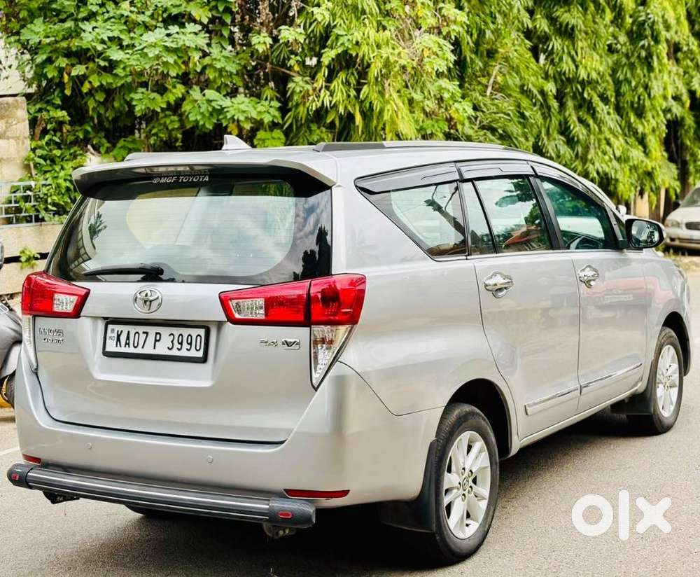 Toyota Innova Crysta 2.4 V, 2017, Diesel