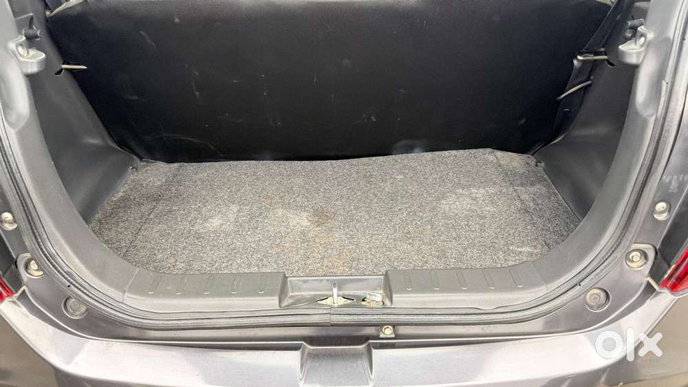 Maruti Suzuki Alto K10 1.0 Vxi (o) Amt, 2017, Petrol