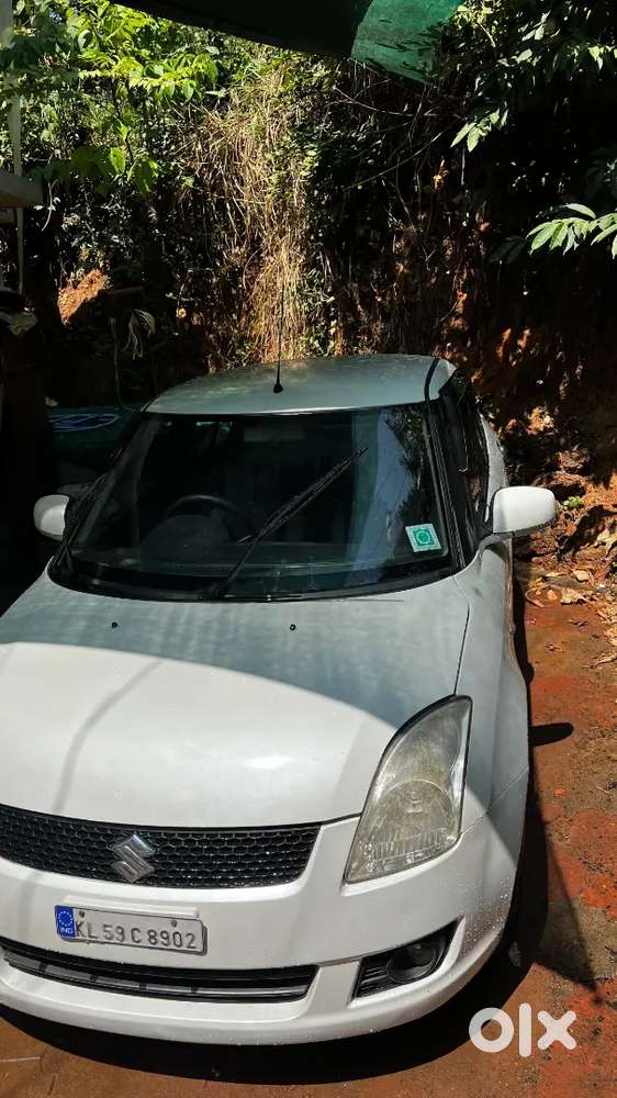 Maruti Suzuki Dzire 2011 Diesel 80000 Km Driven