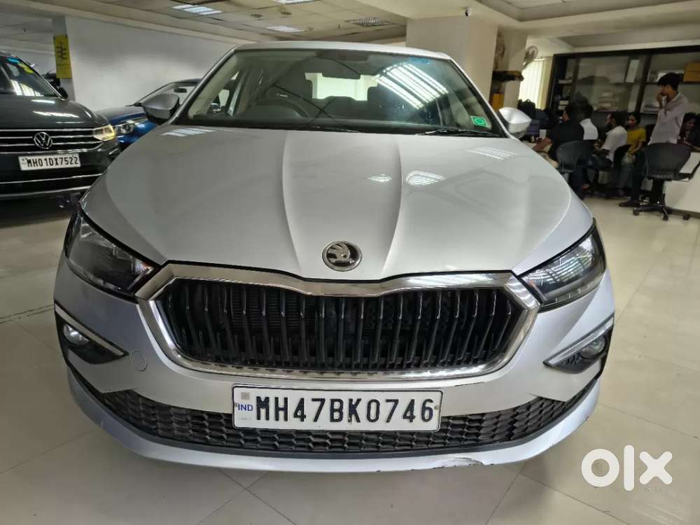 Skoda Slavia Ambition 1.0l Tsi At, 2023, Petrol
