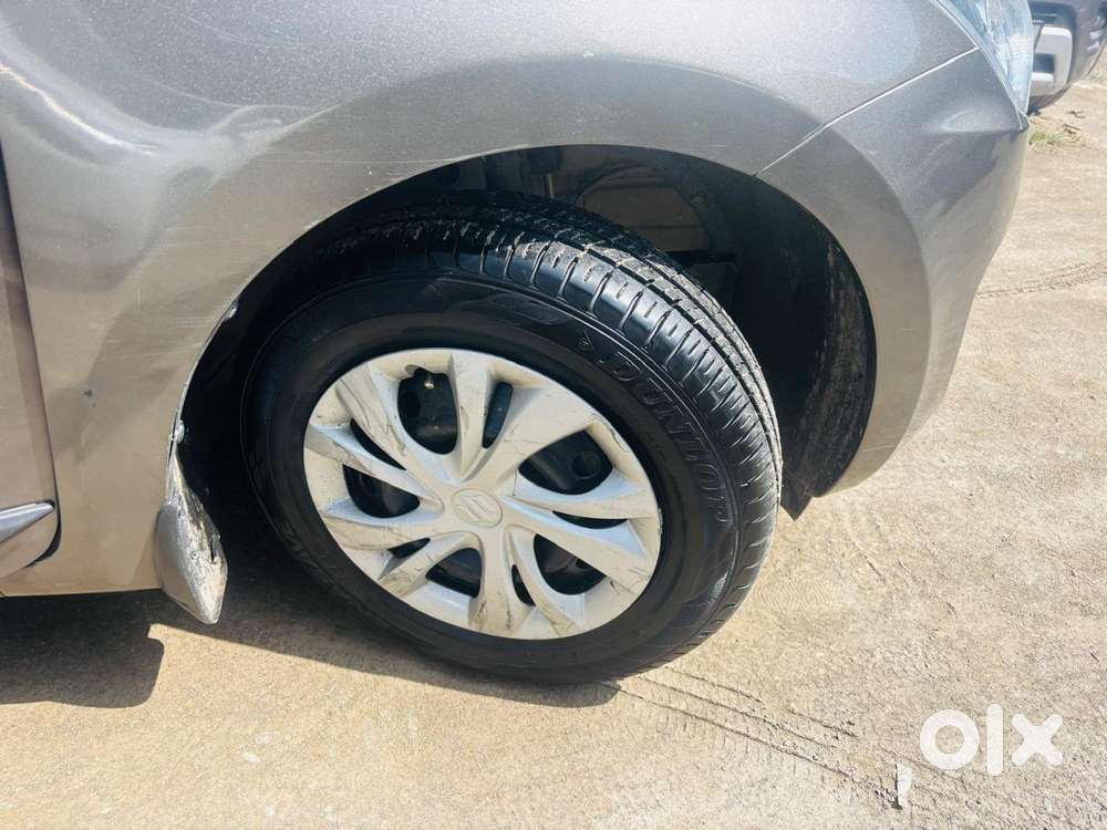 Maruti Suzuki Swift Vxi Iss Petrol, 2023, Petrol