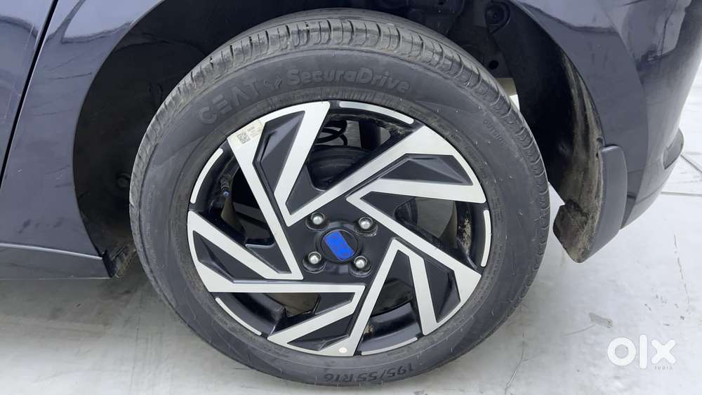 Hyundai New I20 1.2 Asta Mt, 2024, Petrol