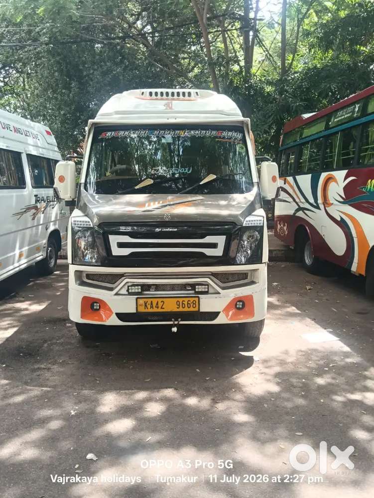 Force Motors Tempo Traveller 2012 Classic