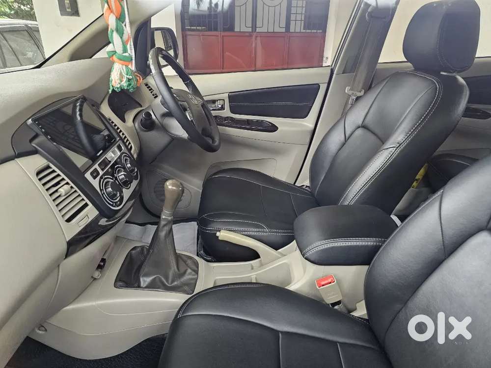 Toyota Innova 2014 Diesel Well Maintained